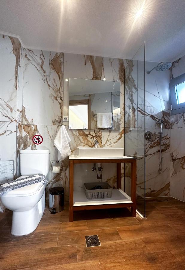 Rodosrooms *
