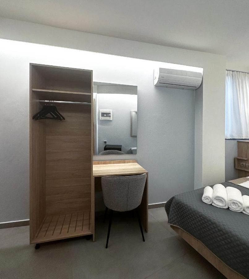 Rodosrooms Apartment